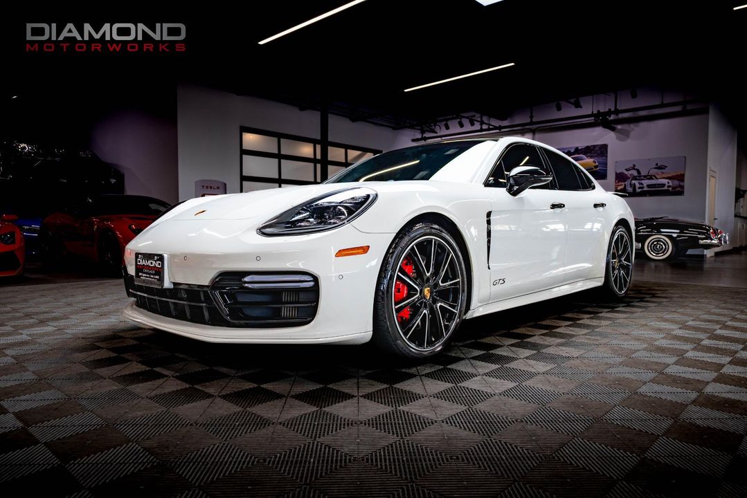 2019 Porsche Panamera