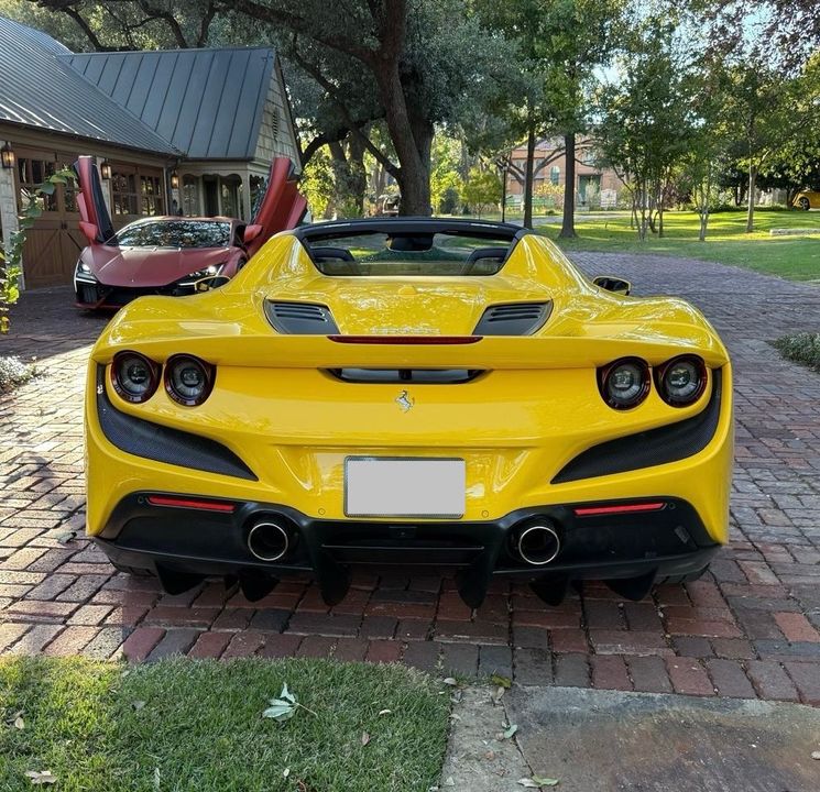 2023 Ferrari F8 Spider