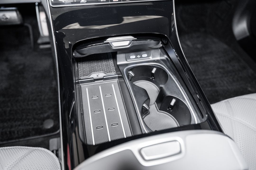 2025 Mercedes-Benz S-Class