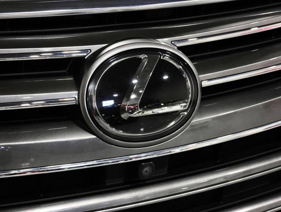 2020 Lexus LX 570