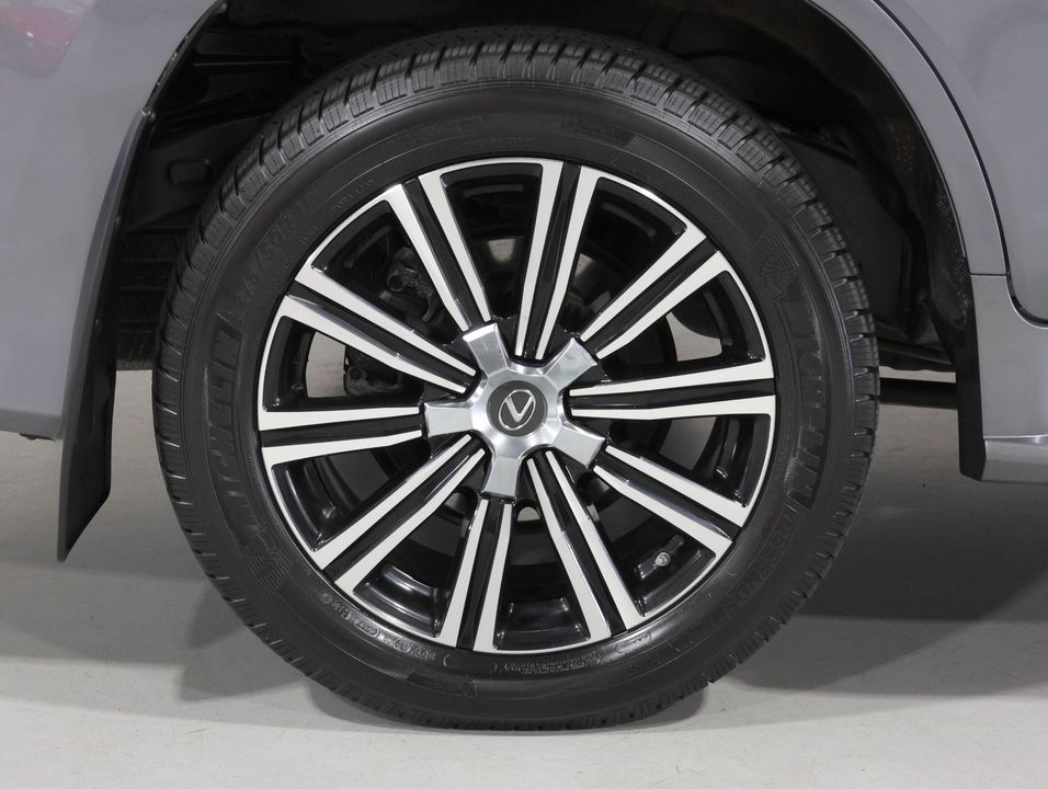 2020 Lexus LX 570