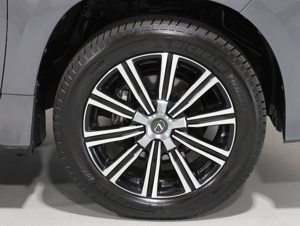 2020 Lexus LX 570