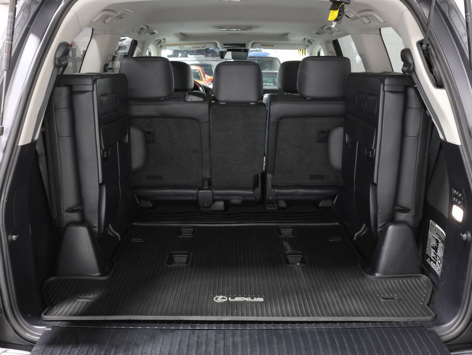 2020 Lexus LX 570