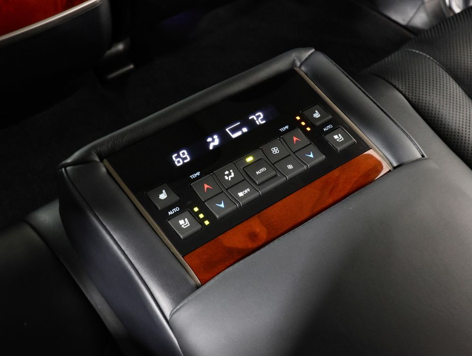 2020 Lexus LX 570