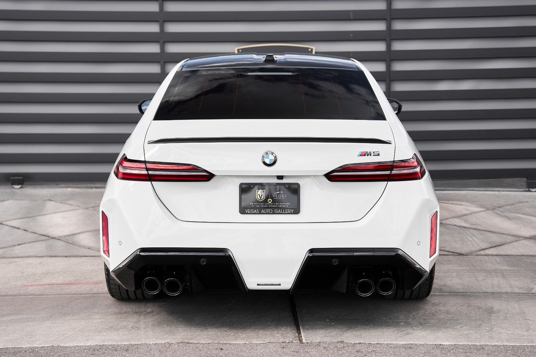 2026 BMW M5