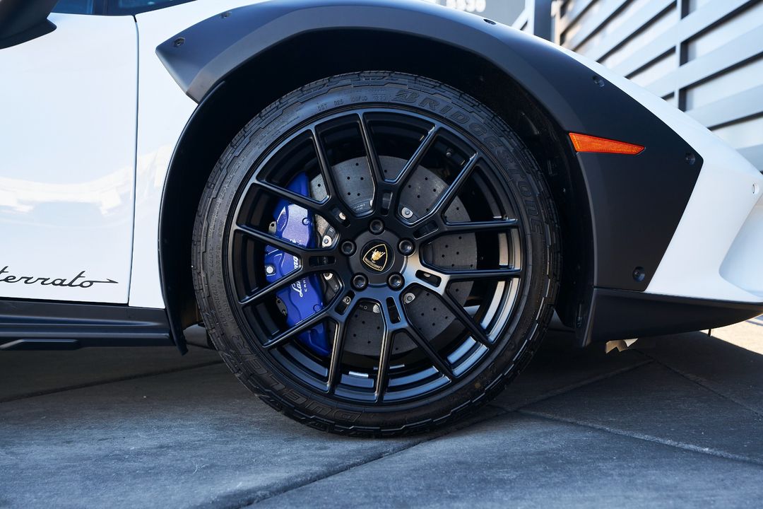 2024 Lamborghini Huracan Sterrato