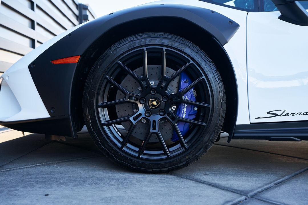 2024 Lamborghini Huracan Sterrato