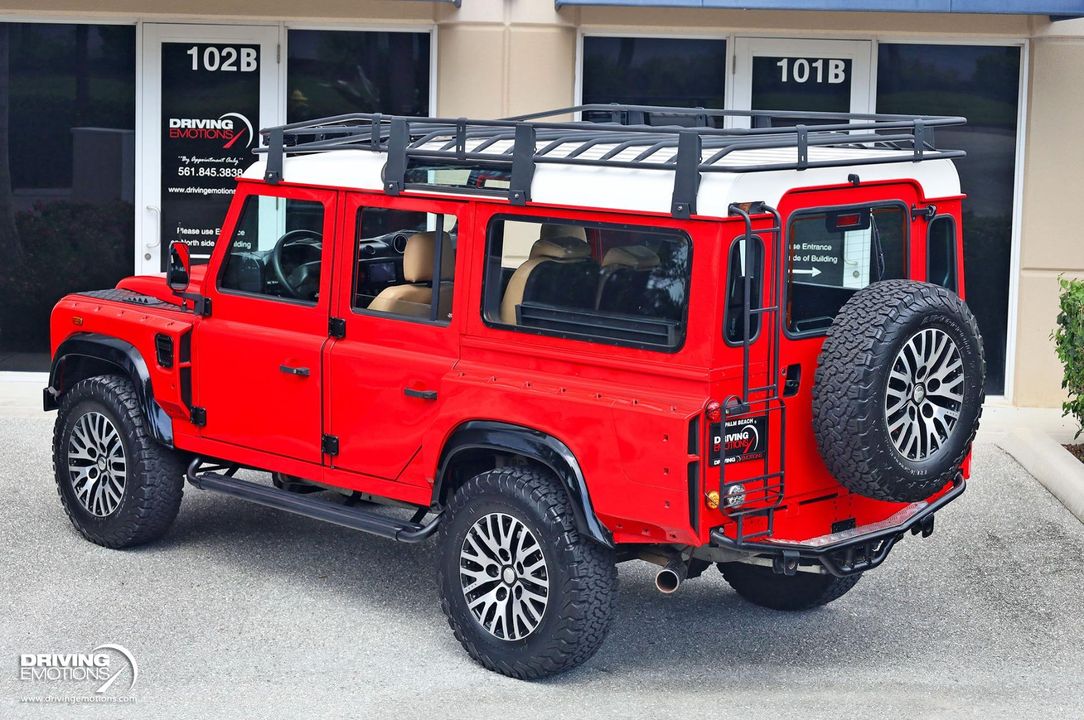 1983 Land Rover Defender