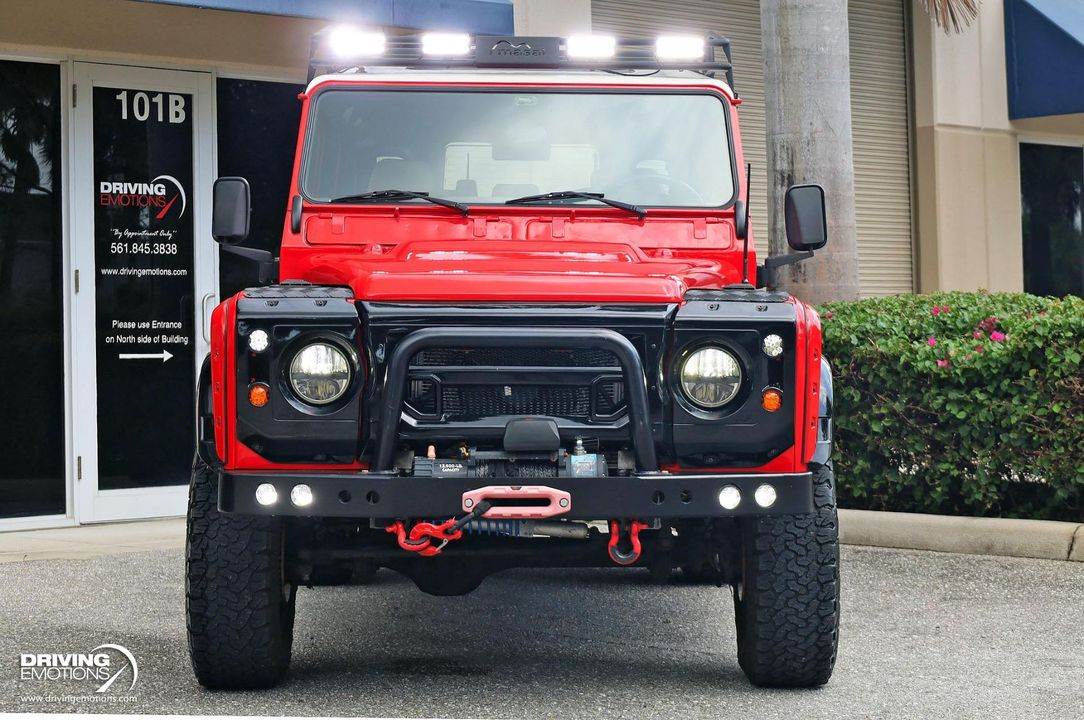 1983 Land Rover Defender