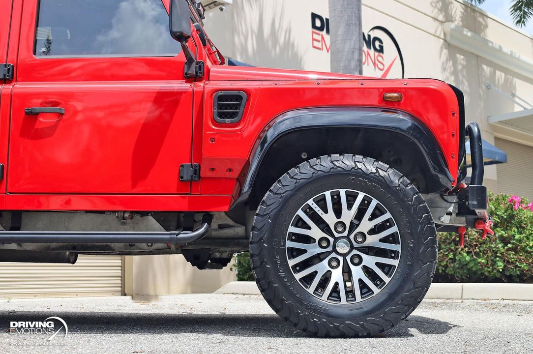 1983 Land Rover Defender