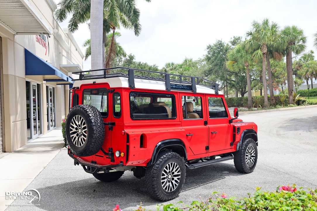 1983 Land Rover Defender