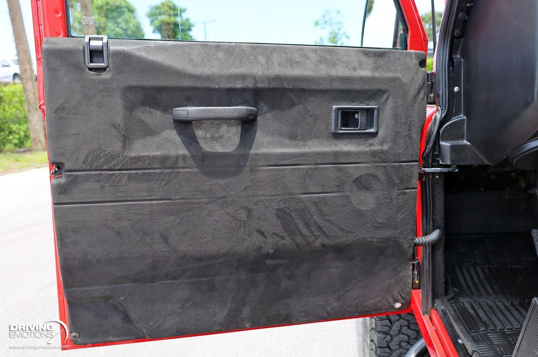 1983 Land Rover Defender