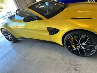 2021 Aston Martin Vantage