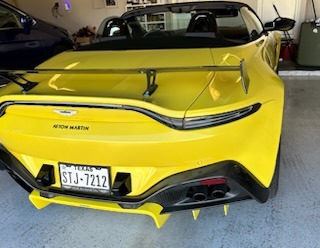 2021 Aston Martin Vantage