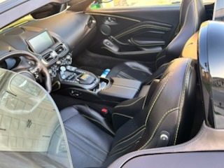 2021 Aston Martin Vantage