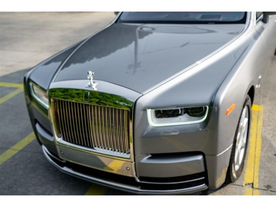 2019 Rolls-Royce Phantom