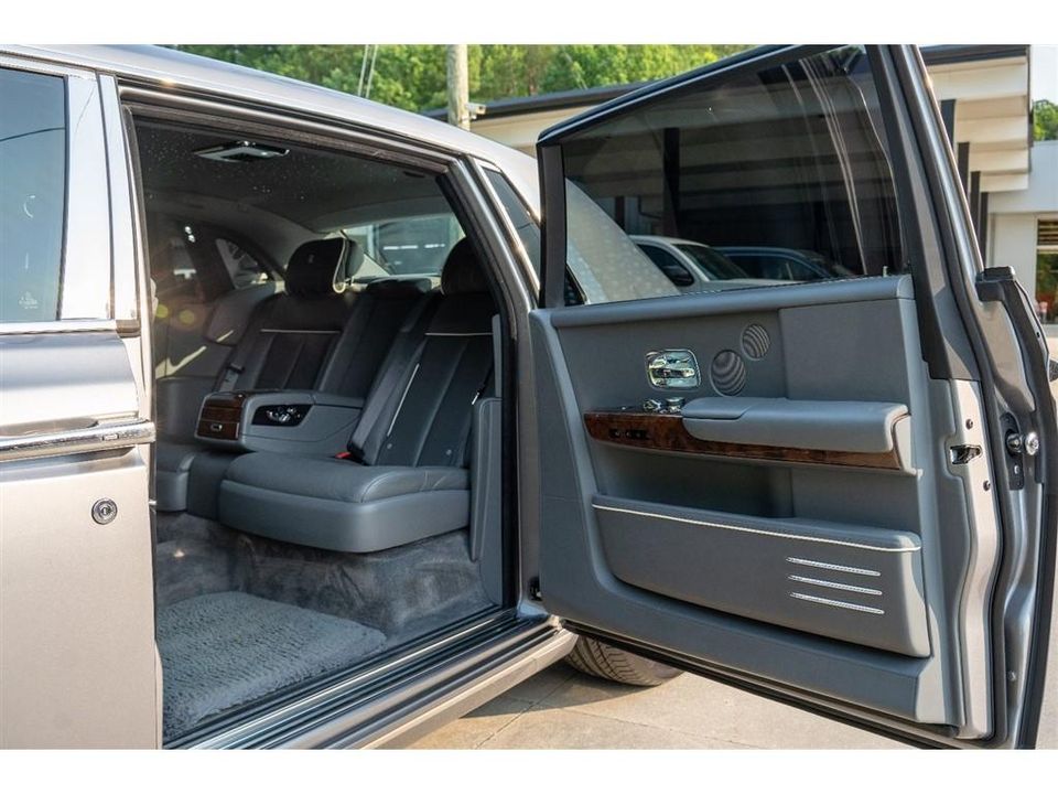 2019 Rolls-Royce Phantom