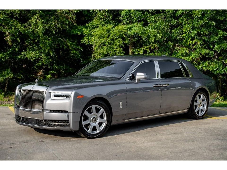 2019 Rolls-Royce Phantom