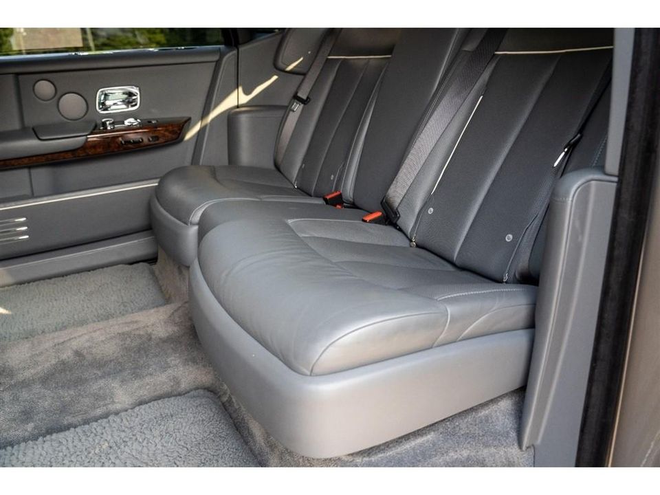 2019 Rolls-Royce Phantom