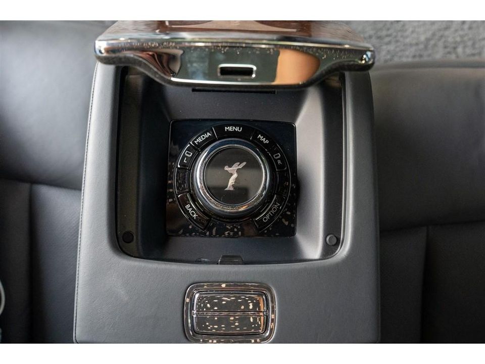 2019 Rolls-Royce Phantom