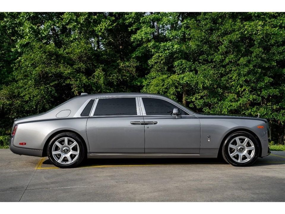 2019 Rolls-Royce Phantom