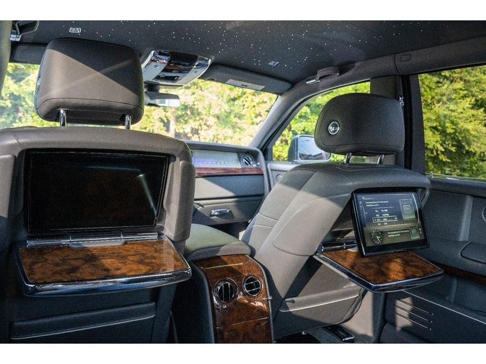 2019 Rolls-Royce Phantom