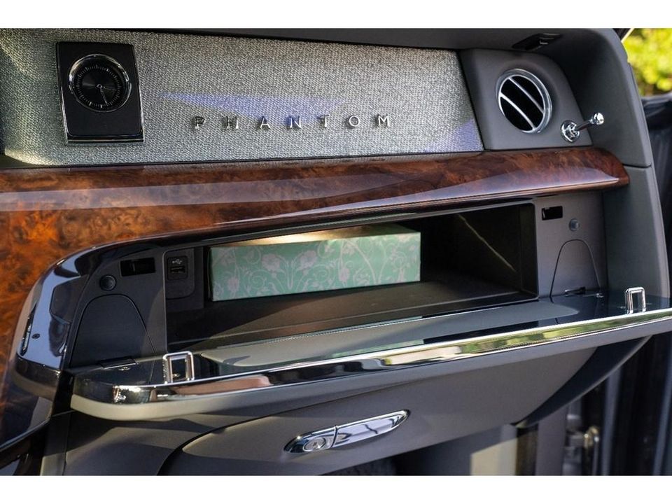 2019 Rolls-Royce Phantom