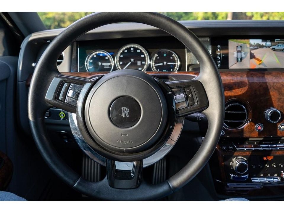 2019 Rolls-Royce Phantom