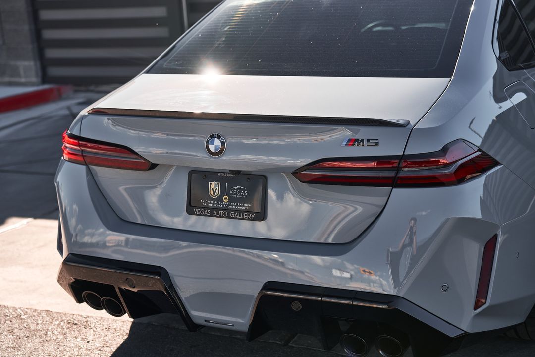 2025 BMW M5