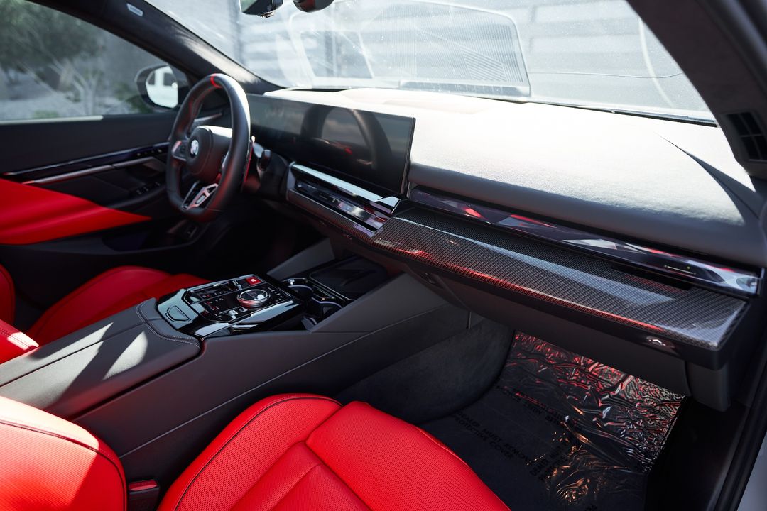 2025 BMW M5