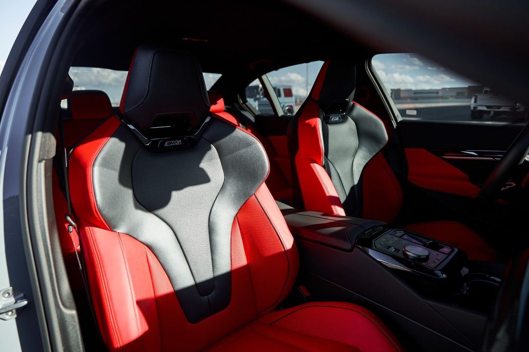 2025 BMW M5