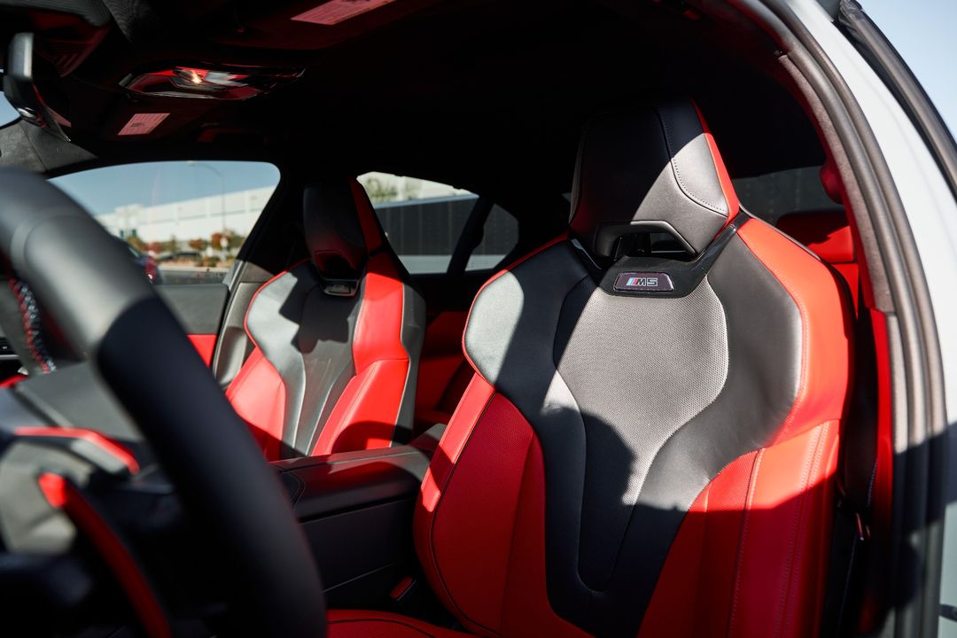 2025 BMW M5