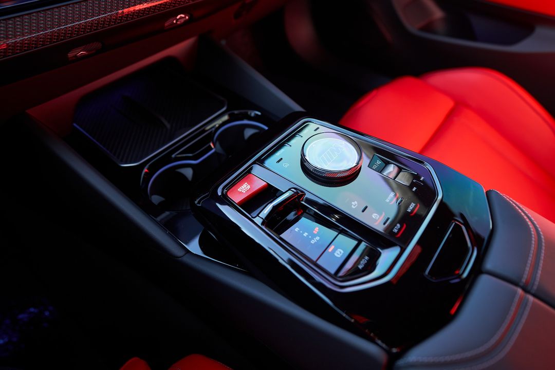 2025 BMW M5