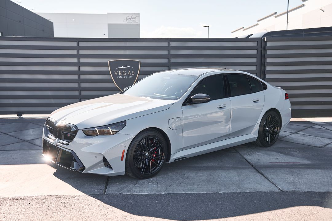 2025 BMW M5