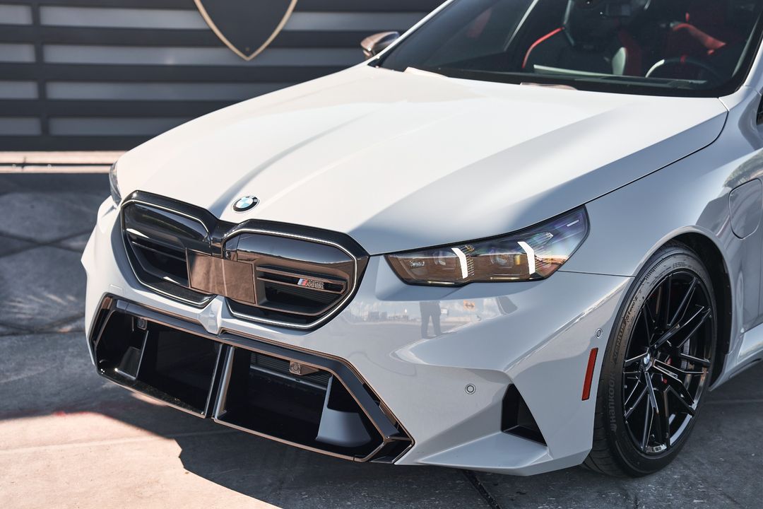 2025 BMW M5