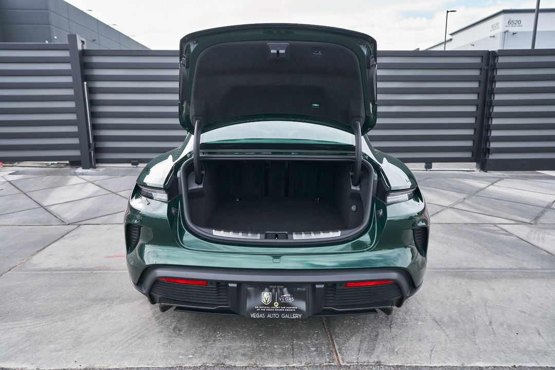 2025 Porsche Taycan