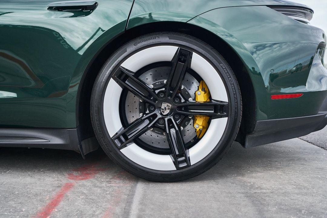 2025 Porsche Taycan