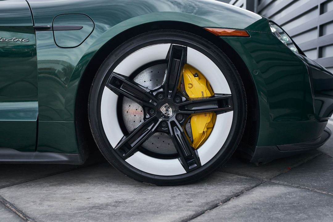 2025 Porsche Taycan
