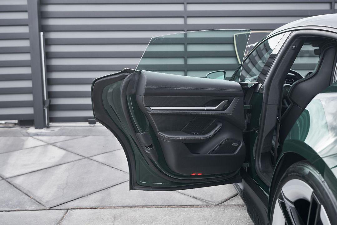2025 Porsche Taycan
