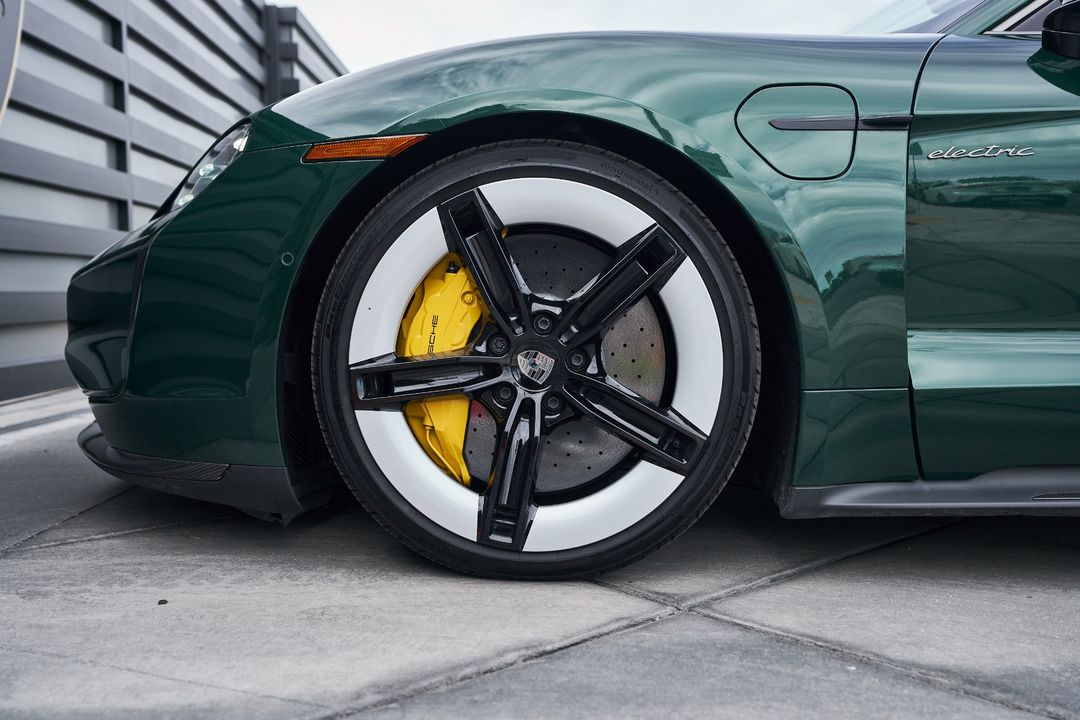 2025 Porsche Taycan