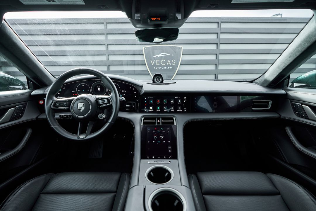 2025 Porsche Taycan