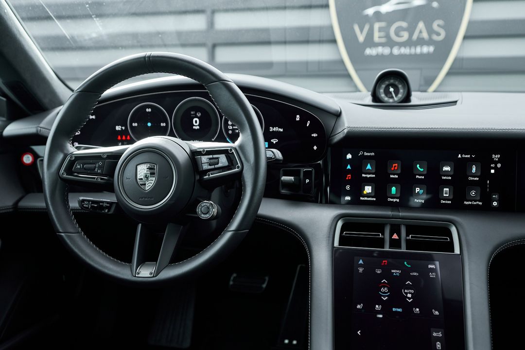 2025 Porsche Taycan
