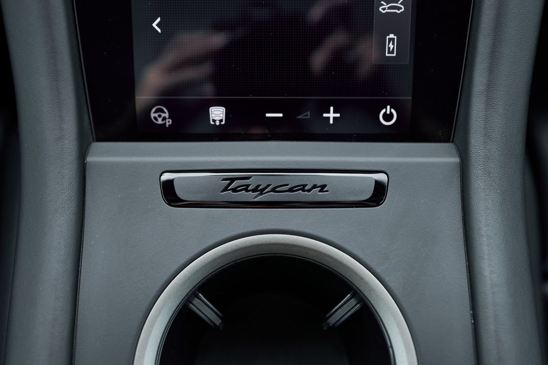 2025 Porsche Taycan