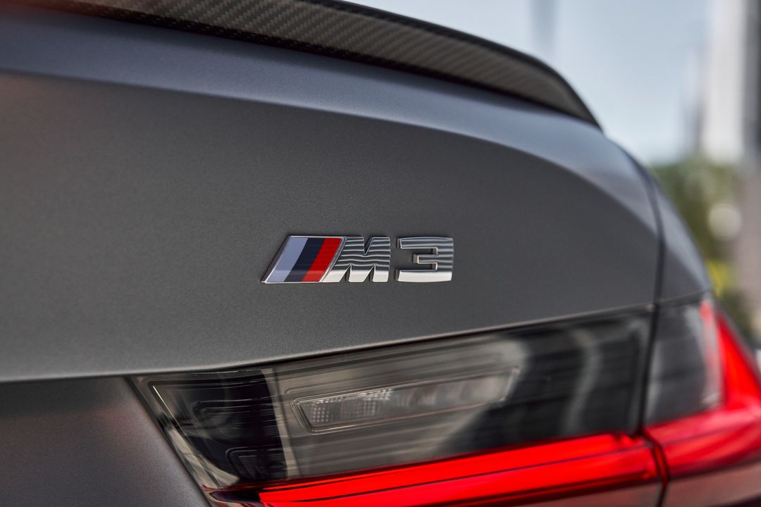 2023 BMW M3