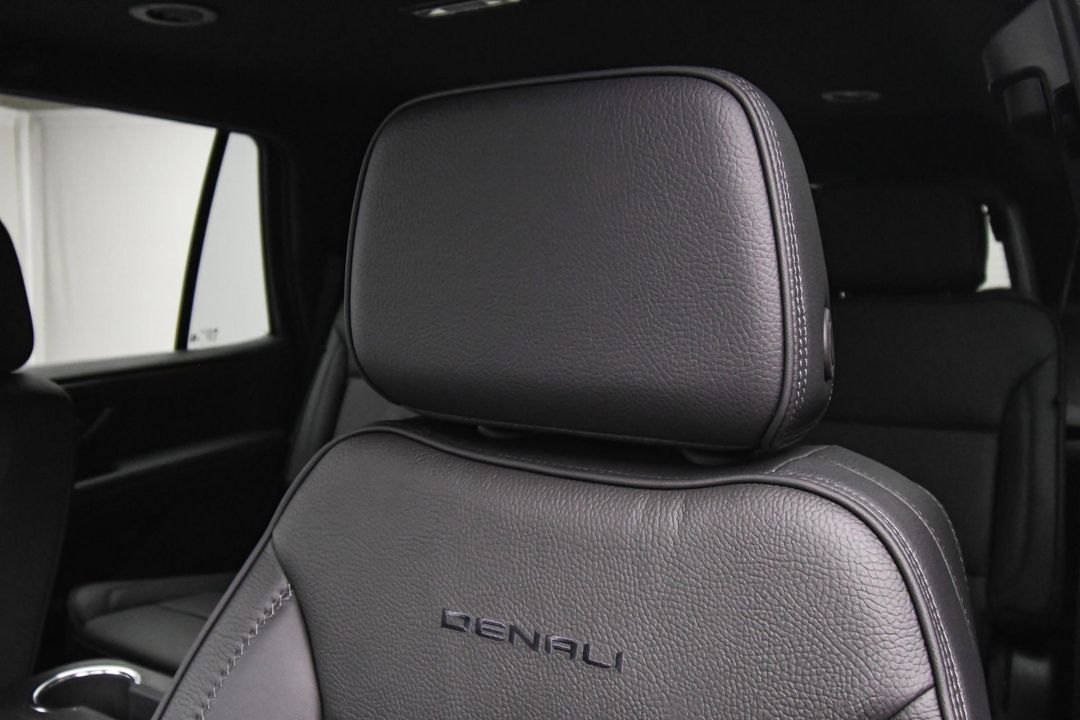 2025 GMC Yukon