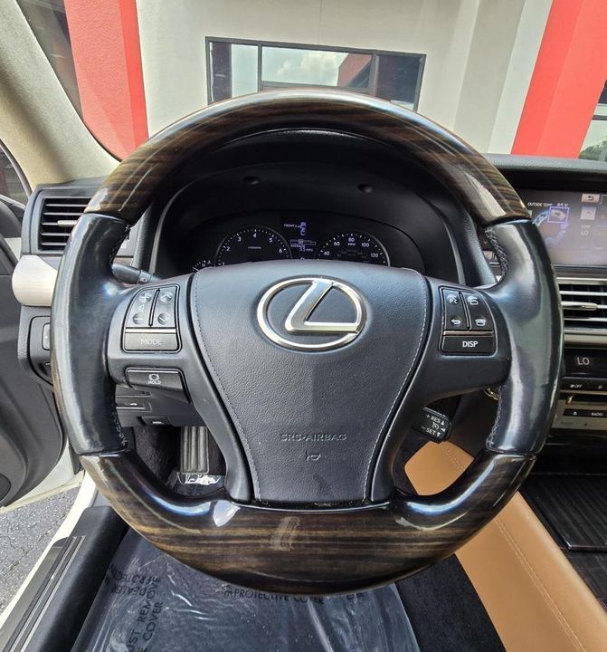 2014 Lexus LS