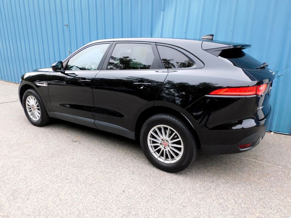 2017 Jaguar F-pace