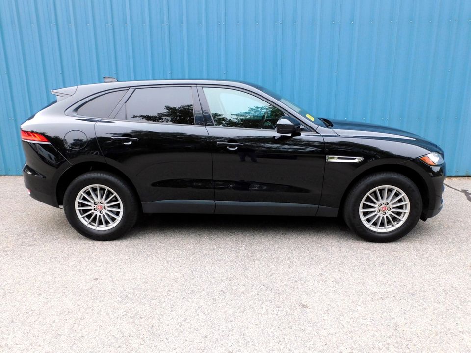 2017 Jaguar F-pace