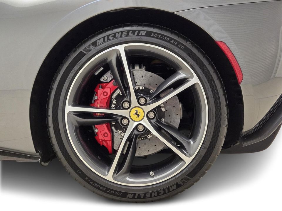 2022 Ferrari 296 GTB