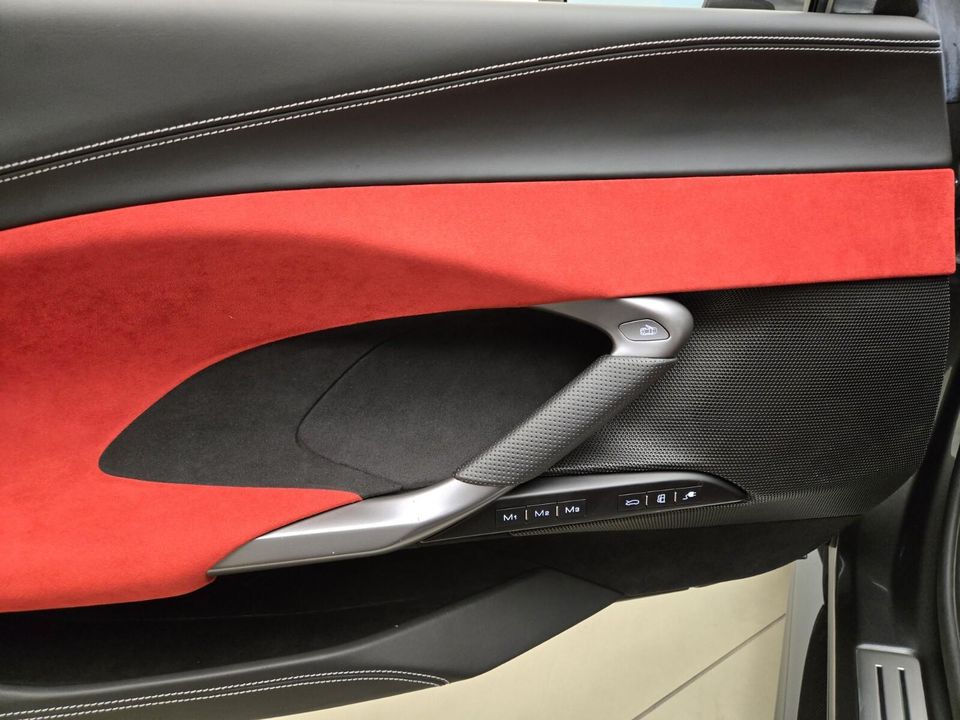 2022 Ferrari 296 GTB